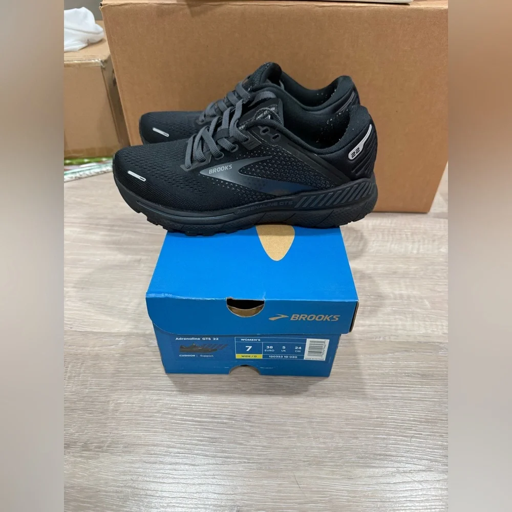 Brooks Women’s Black Running Shoes
